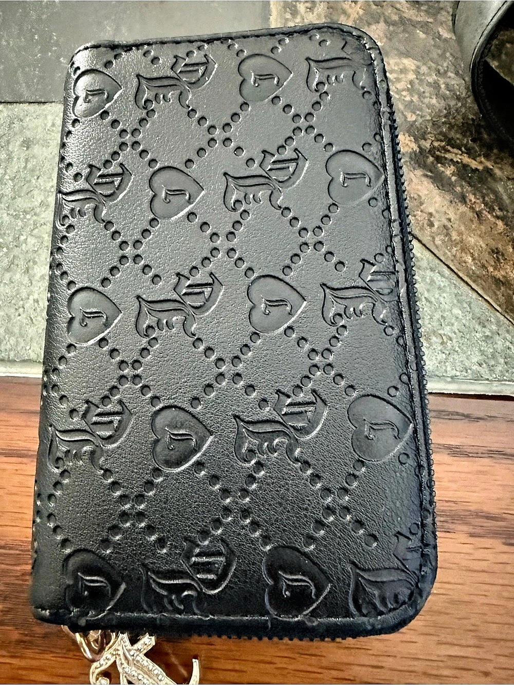 Juicy Couture Semi Charmed Multicompartment Black & Cream Wallet NWT
